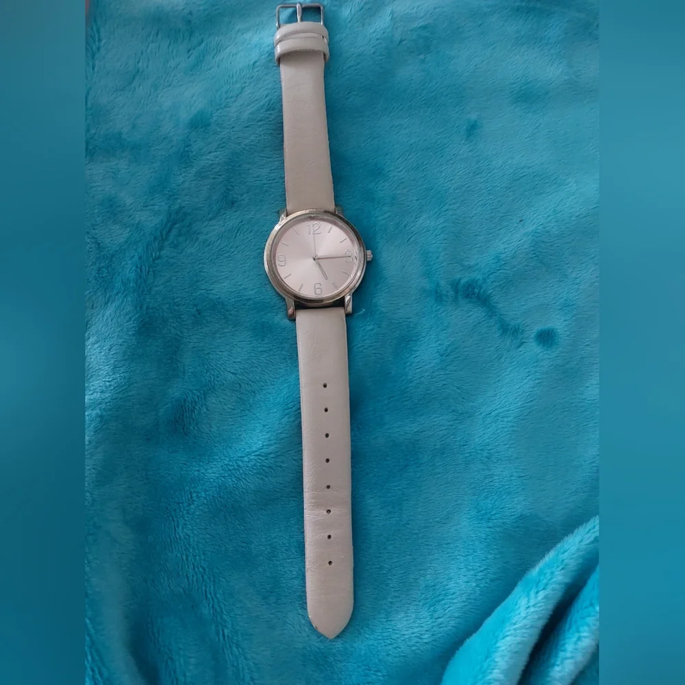 Pair of Cream Color Simulated Leather Ladies Quartz Watches, Estate Jewelry